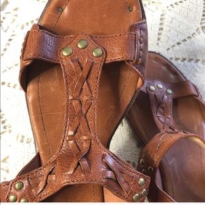 FRYE leather t-strap sandals